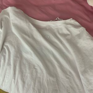 The back of the lululemon Alabama t shirt